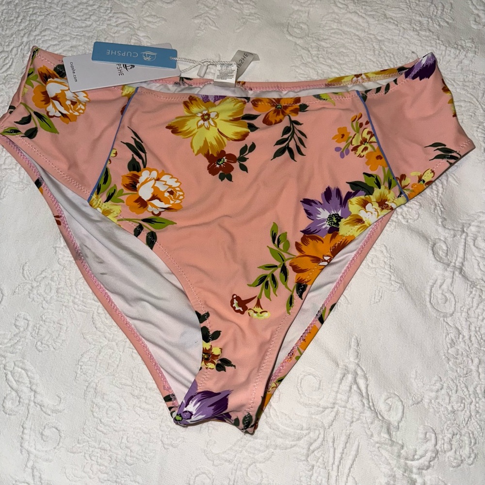 NEW ⭐️⭐️ Cupshe Swim Bikini Bottom Pink Floral Tropical Swimwear sz XXL